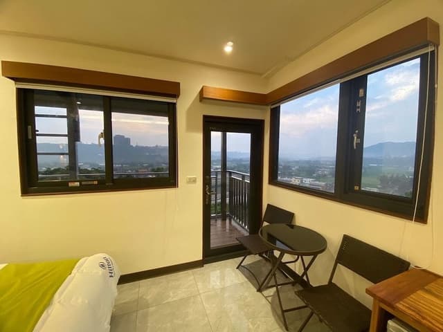 Comfort Room, Mountain View, Garden Area