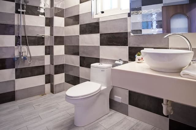 Standard Double Room, No Windows