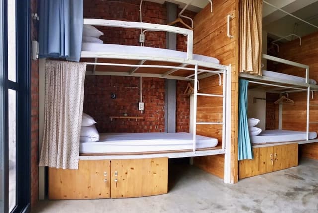 10 bed Female Dorm