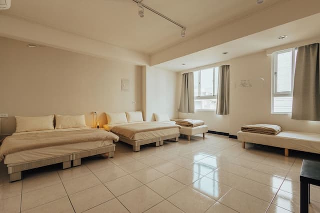 Elite Room