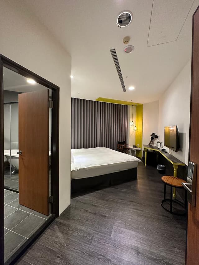 Double Room with Private Bathroom