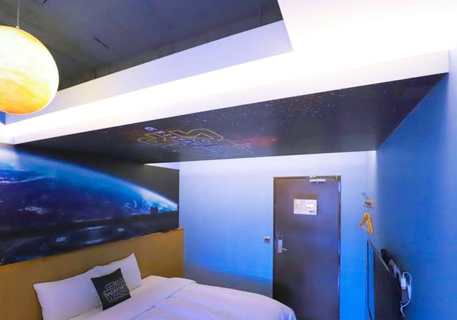 Deluxe Double Room, 1 King Bed, Balcony