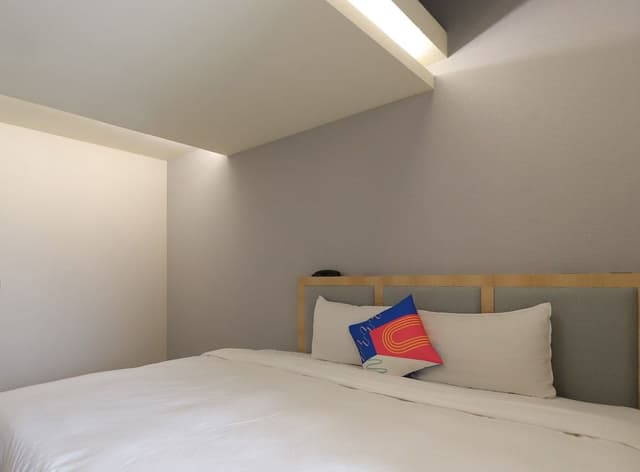 Deluxe Double Room, 1 King Bed, Balcony
