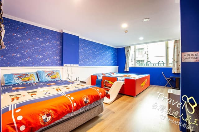 Quad Suite