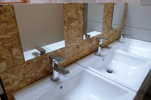 Shared Dormitory, Mixed Dorm, Shared Bathroom