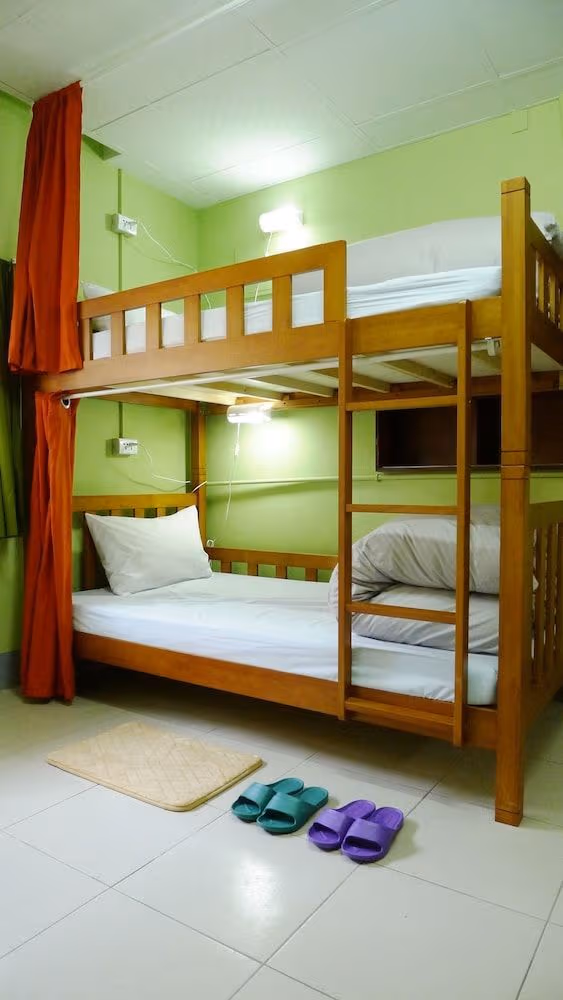 Shared Dormitory, Mixed Dorm, Shared Bathroom