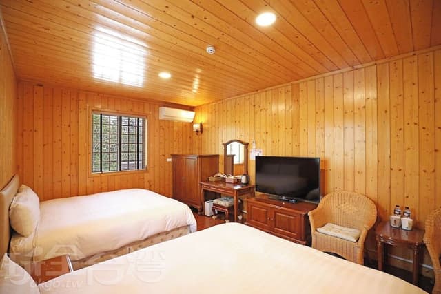 Elite Quadruple Room