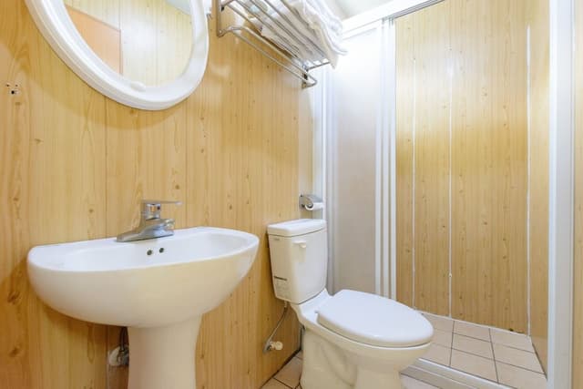 Basic Quadruple Room