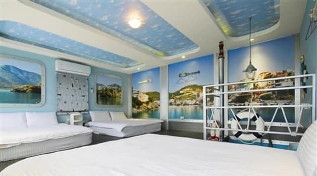 Deluxe Room (6 persons)