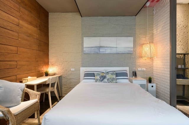 Deluxe Double or Twin Room