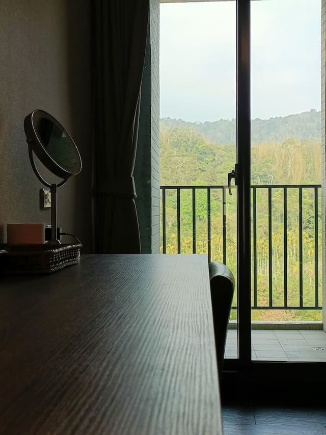 Design Quadruple Room