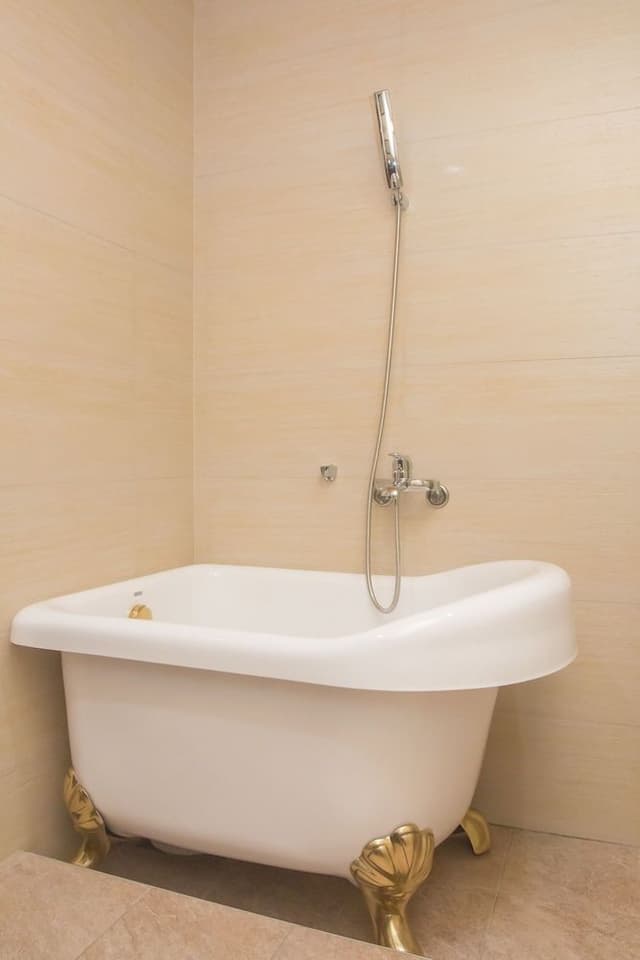 Quadruple Room (301)