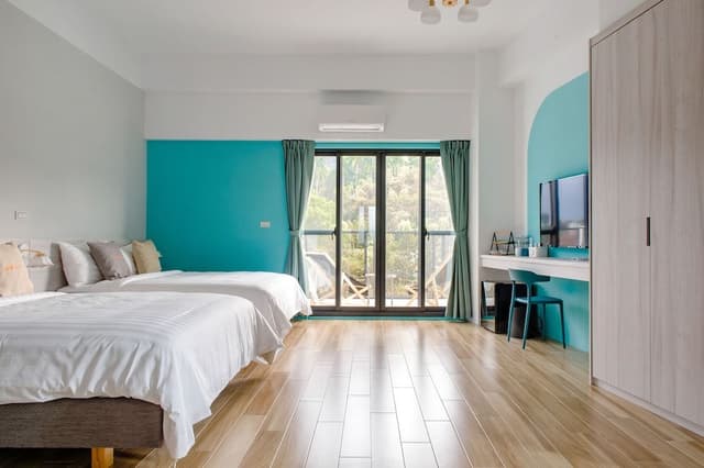 Family Quadruple Room, Bathtub, Lake View