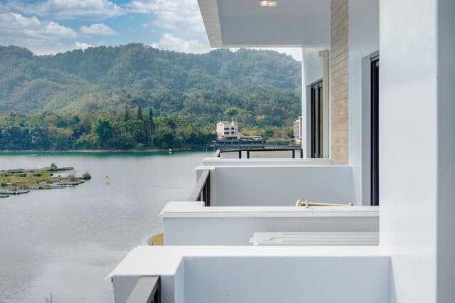 Double Room, Balcony, Lake View