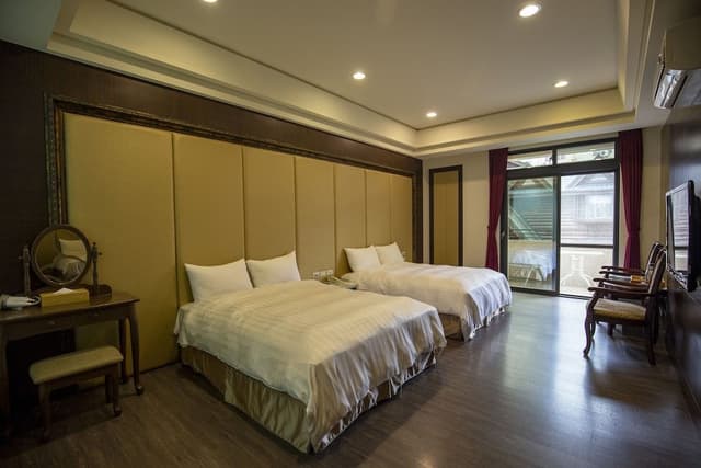 Standard Quadruple Room, Balcony