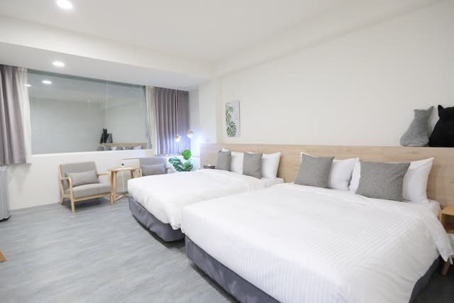 Junior Quadruple Room, 2 Double Beds