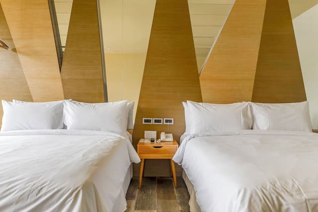 Deluxe Quadruple Room, Balcony