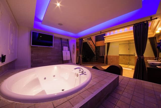 Premium Room, 1 King Bed, Non Smoking