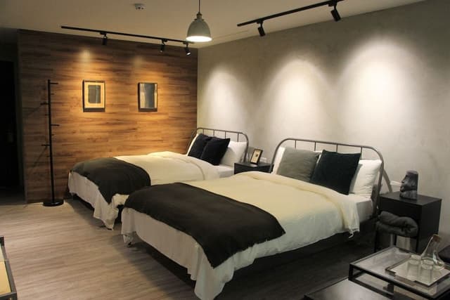 Design Quadruple Room