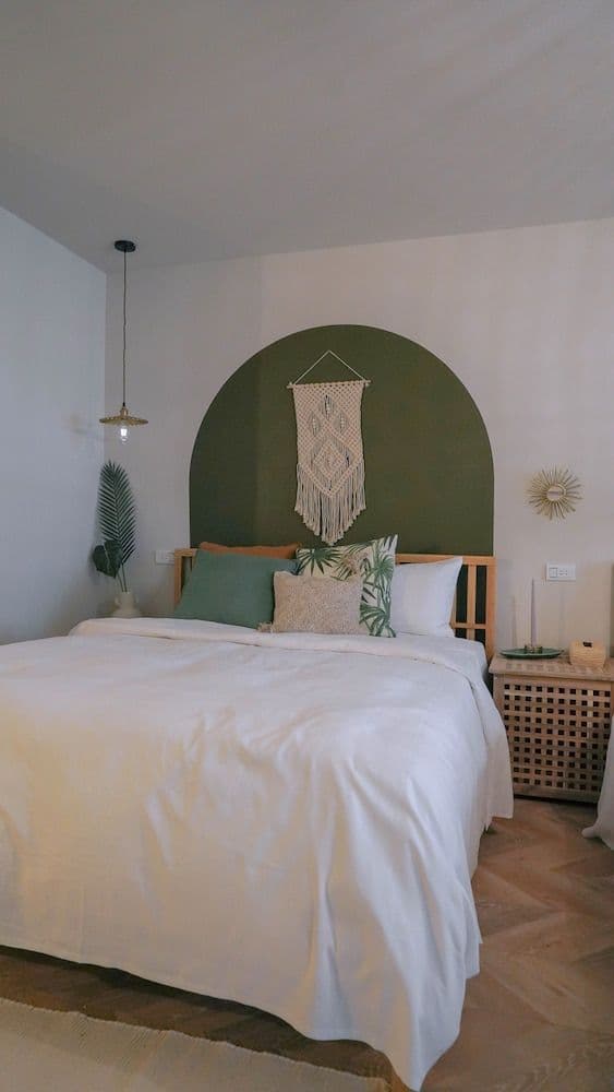Gallery Quadruple Room