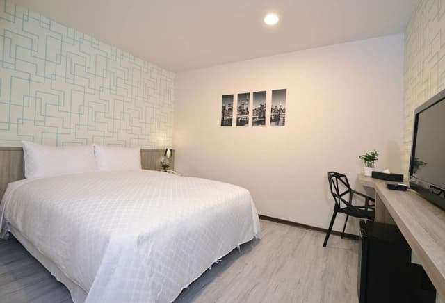Basic Double Room