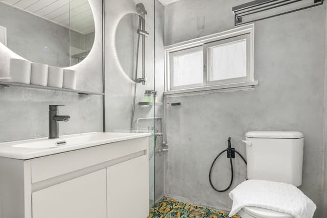 Classic Quadruple Room