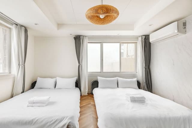 Classic Quadruple Room