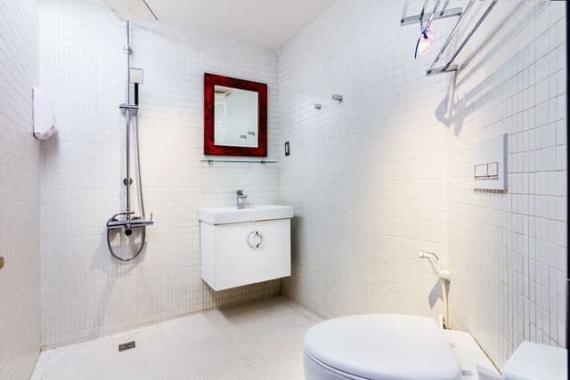 Home - 3 Bedrooms Apartment