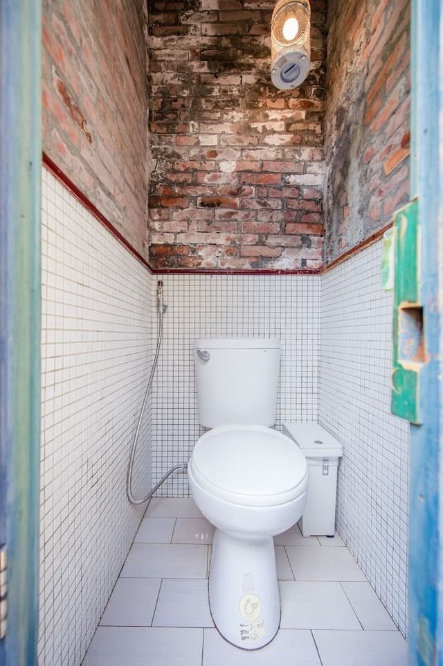 Superior Single Room, Shared Bathroom