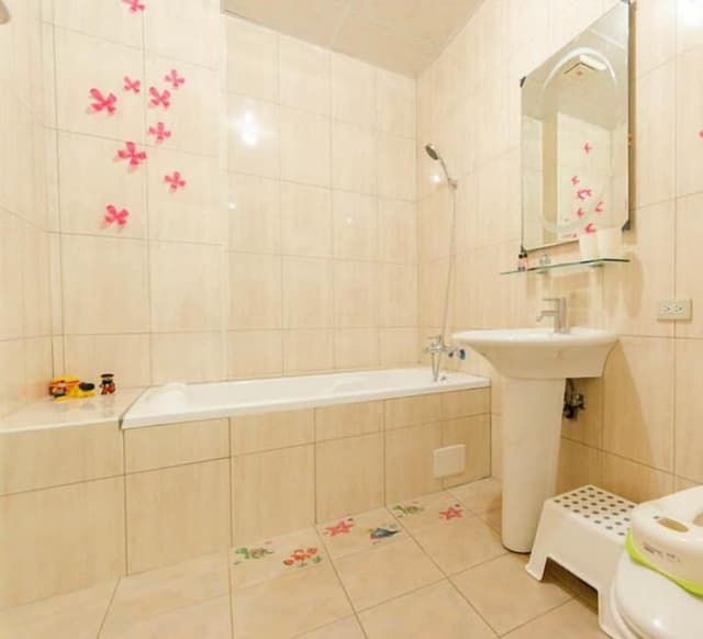 Gallery Double Room, 1 Queen Bed, City View
