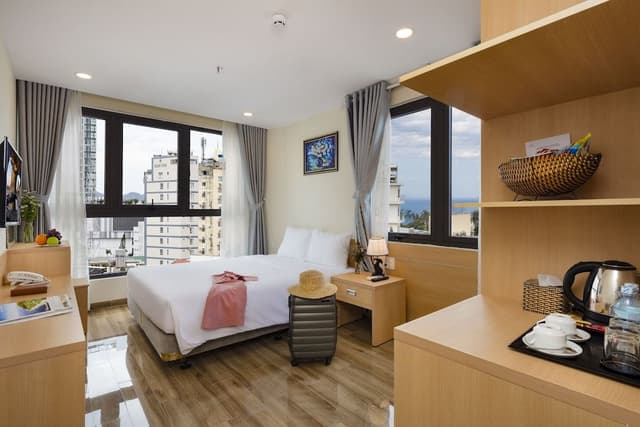Deluxe Double Room, City View