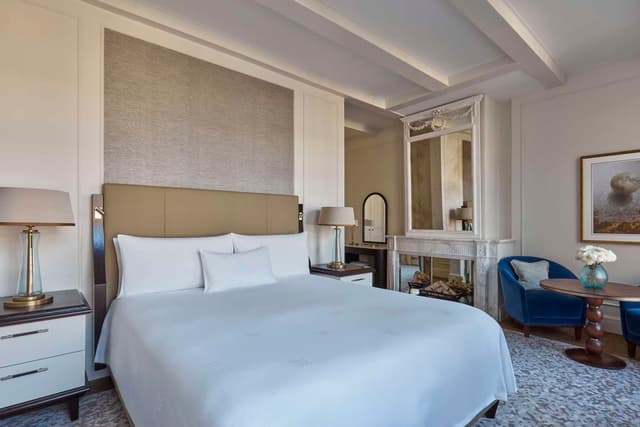 KING ONE BEDROOM SUITE