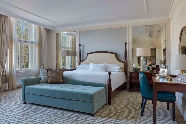 BRENTANO SUITE