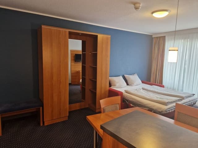 Suite, 1 Bedroom (with Kitchen Area)