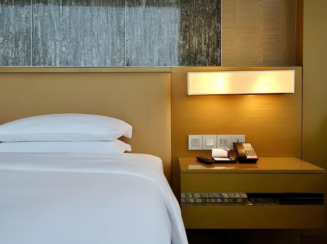 Grand Club Twin Room