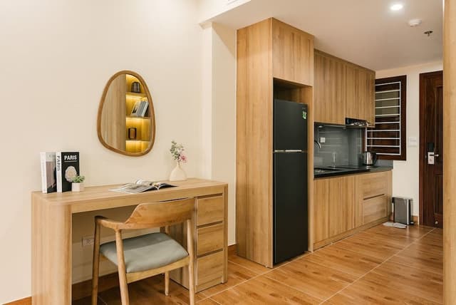 Classic Apartment, 1 King Bed with Sofa bed, Kitchen, City View