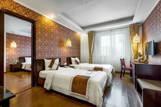 Connecting Room