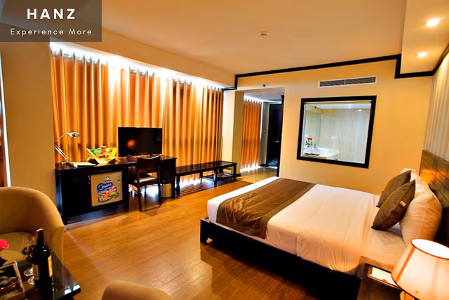 Superior Double Room, City View