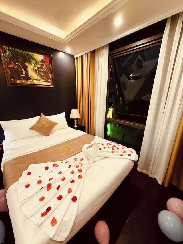 Deluxe Quadruple Room, 2 Queen Beds, Balcony, City View