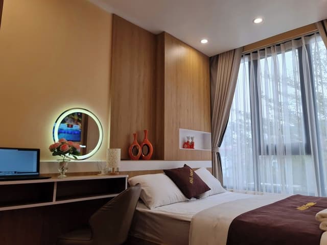 Luxury Double Room, City View
