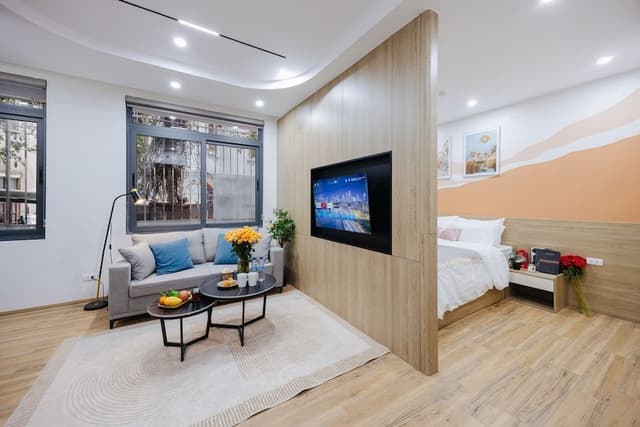 Gallery Apartment, Balcony, Courtyard View