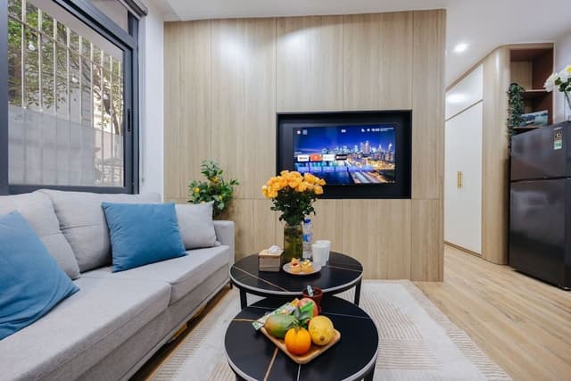 Gallery Apartment, Balcony, Courtyard View