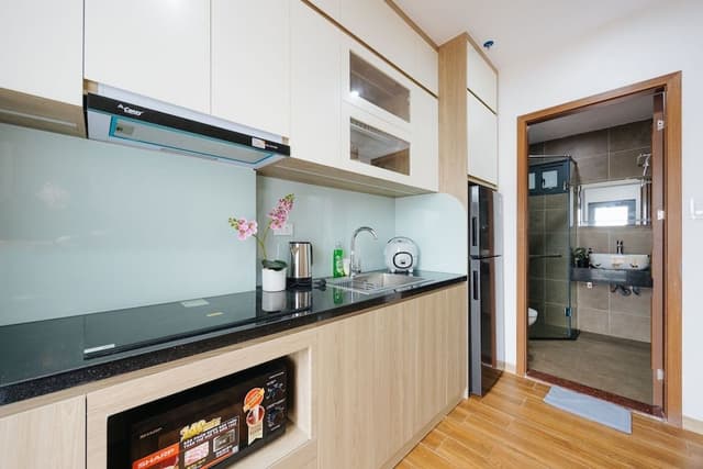 Deluxe Studio, Balcony, Courtyard View