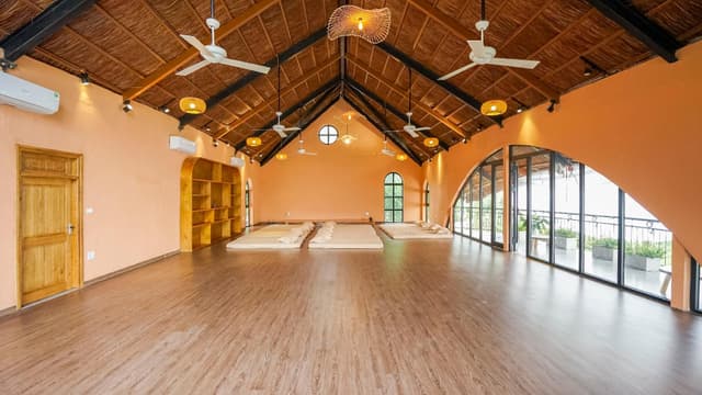 Big Room