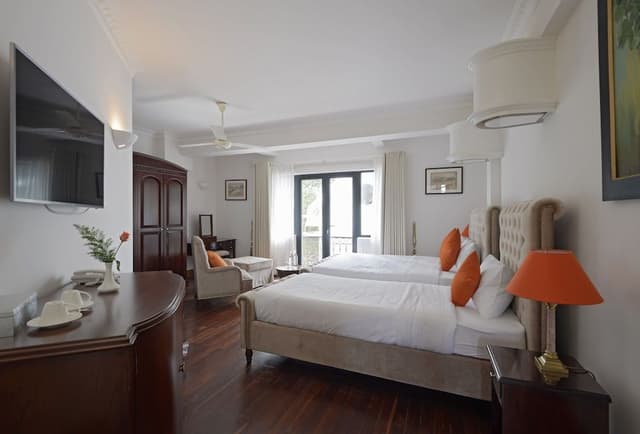 Luxury Twin Room