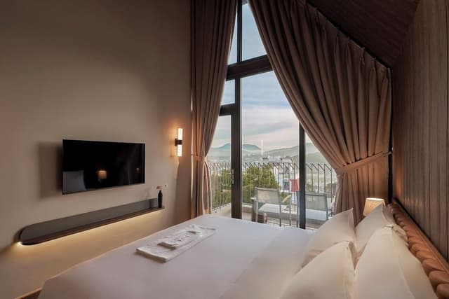 Premium Apartment, Hill View