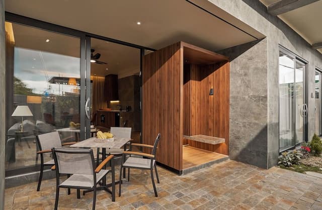 Executive Apartment, Garden View