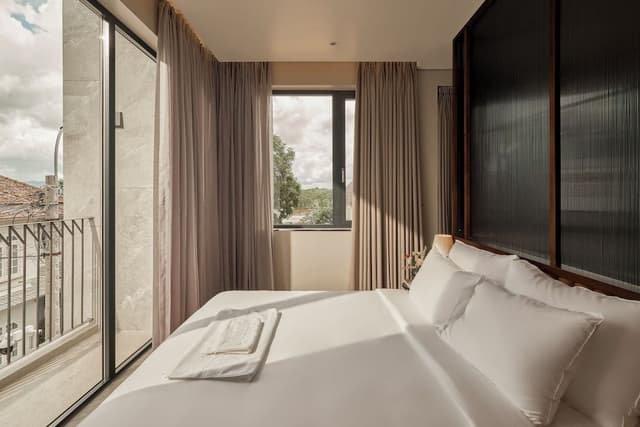 Luxury Apartment, City View