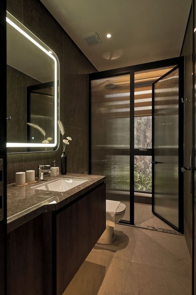 Luxury Apartment, City View