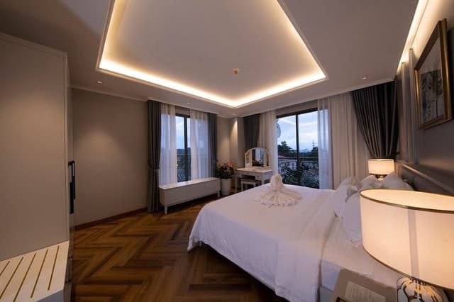 Executive Suite